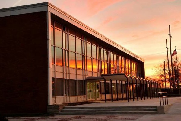 Pennsylvania - Trường Trung Học Bishop Caroll Catholic High School - USA